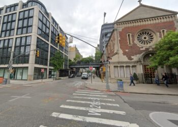 West 21st Street and 10th Avenue. Two kids, 2 and 7, slapped by deranged attacker in broad daylight violence in Hudson Yards.