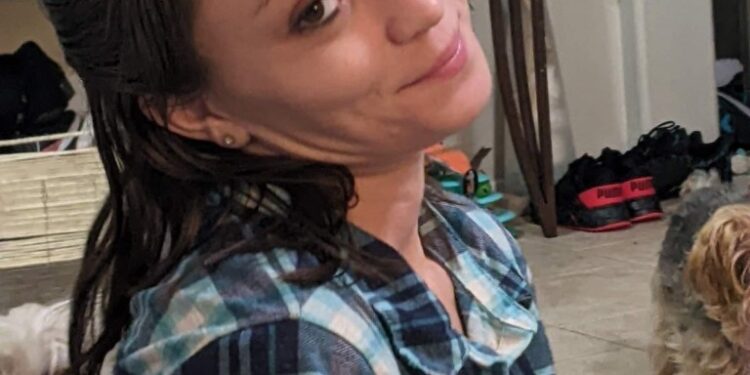 Paxton April Wallace