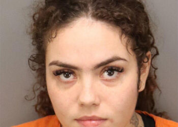 Mugshot of Yazmin Erazo.