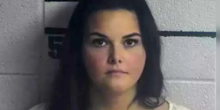 Married teacher Elena Bardin sentenced to prison for sexually abusing juvenile inmate at Kentucky detention center